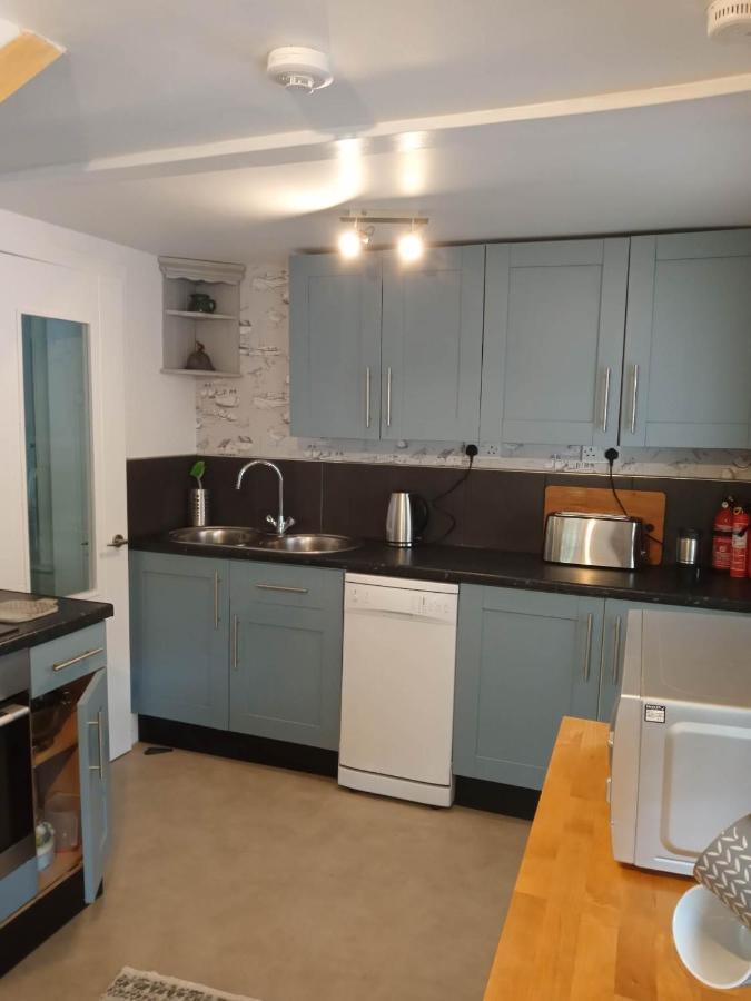 2 Bedrooms Sleeps 4 Free Wifi Parking Outdoor Area 伦丁林克斯 外观 照片
