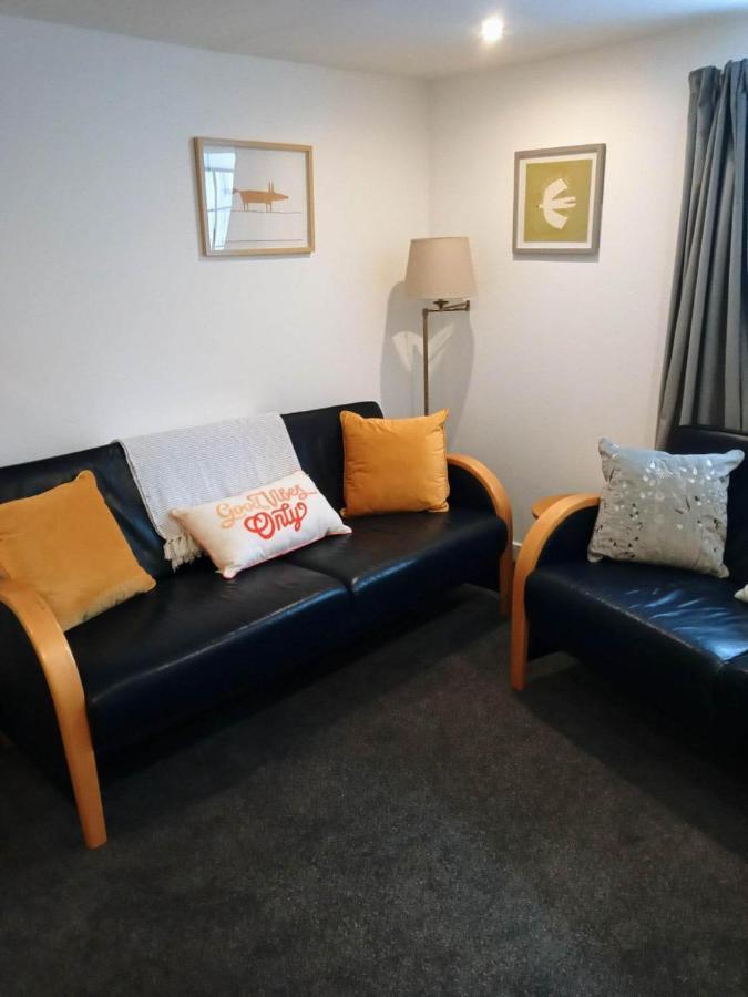 2 Bedrooms Sleeps 4 Free Wifi Parking Outdoor Area 伦丁林克斯 外观 照片