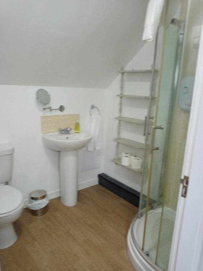 2 Bedrooms Sleeps 4 Free Wifi Parking Outdoor Area 伦丁林克斯 外观 照片